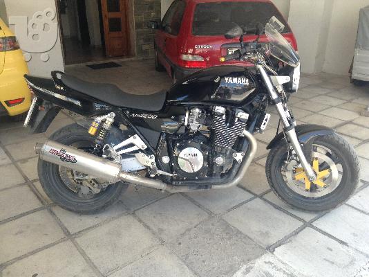 PoulaTo: YAMAHA XJR 1200,SP '06